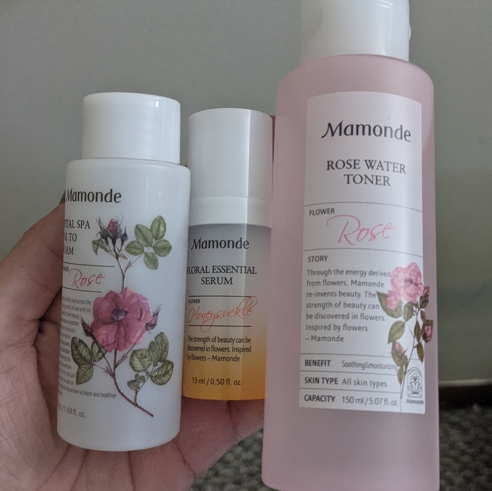 Mamonde skin care kit